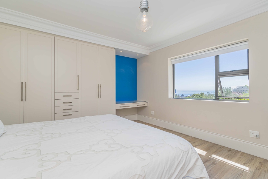 4 Bedroom Property for Sale in Fresnaye Western Cape